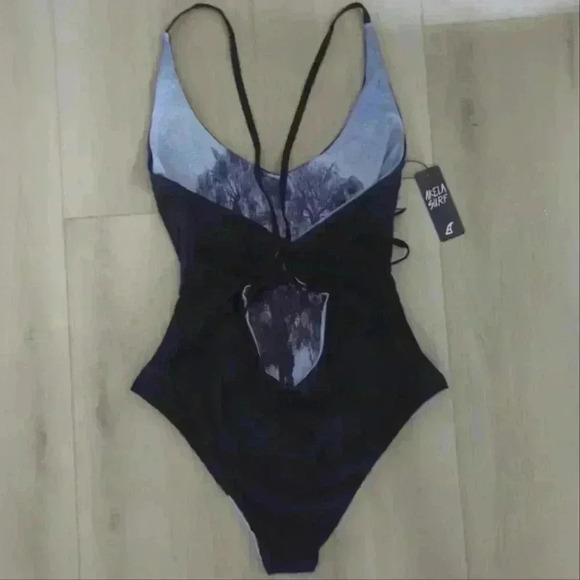 AKELA SURF | Women's Grey/Black Palm Tree Reversible One Piece Swimsuit - Picture 7 of 7